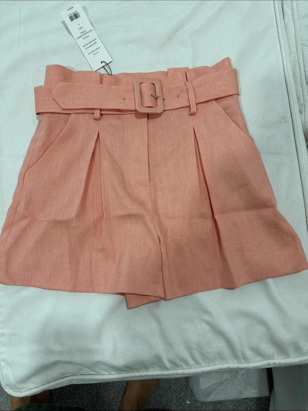 NWT Veronica Beard Ashford Short
